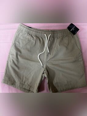 Forever 21 Men's Khaki Drawstring Woven Shorts
